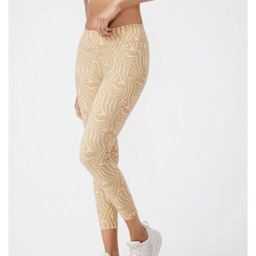 Outdoor Voices Pampas Swirl Zoom Superform 7/8 Yellow Tan Leggings Pocket ( M )